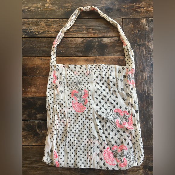 Free People Handbags - Free People Sheer Tote Bag